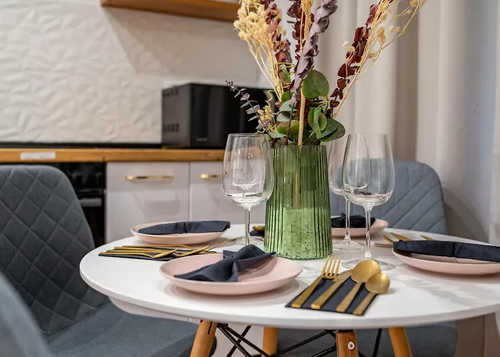 Center Elegance - Stylish 2br At Piata Amzei Apartamento *
