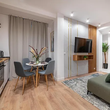 Apartment Center Elegance - Stylish 2br At Piata Amzei *