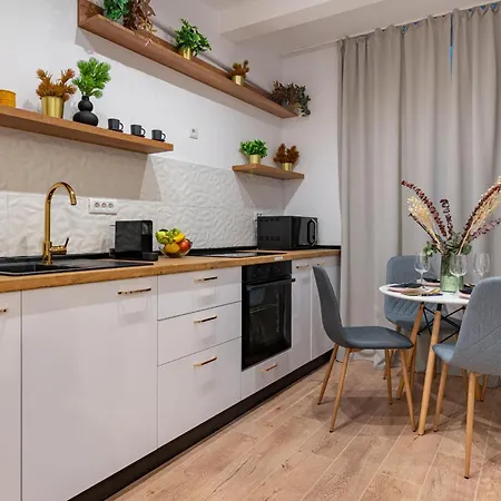Center Elegance - Stylish 2br At Piata Amzei Appartement *