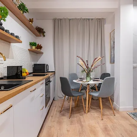 Center Elegance - Stylish 2br At Piata Amzei *