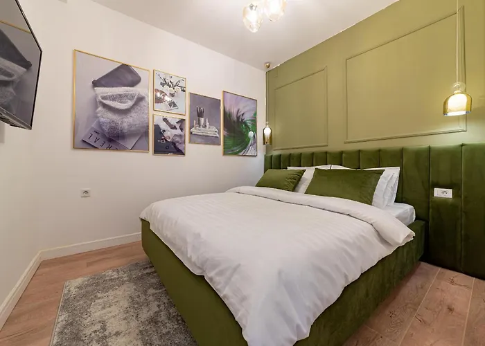 Center Elegance - Stylish 2br At Piata Amzei Apartman