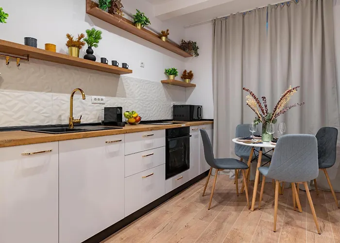 Center Elegance - Stylish 2br At Piata Amzei Апартаменти *