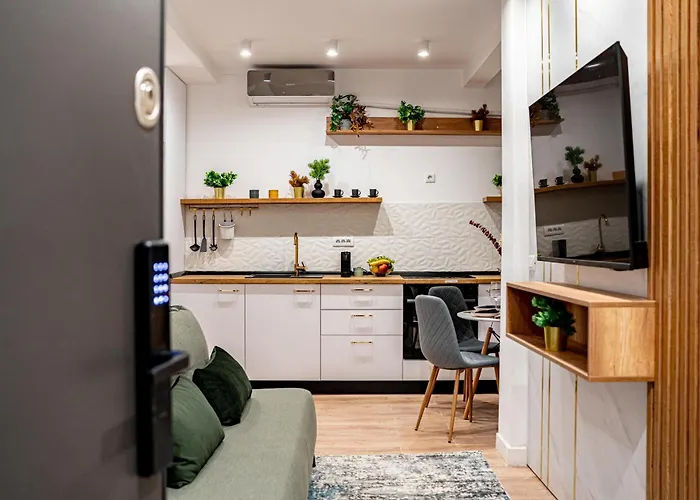 Center Elegance - Stylish 2br At Piata Amzei Apartman *